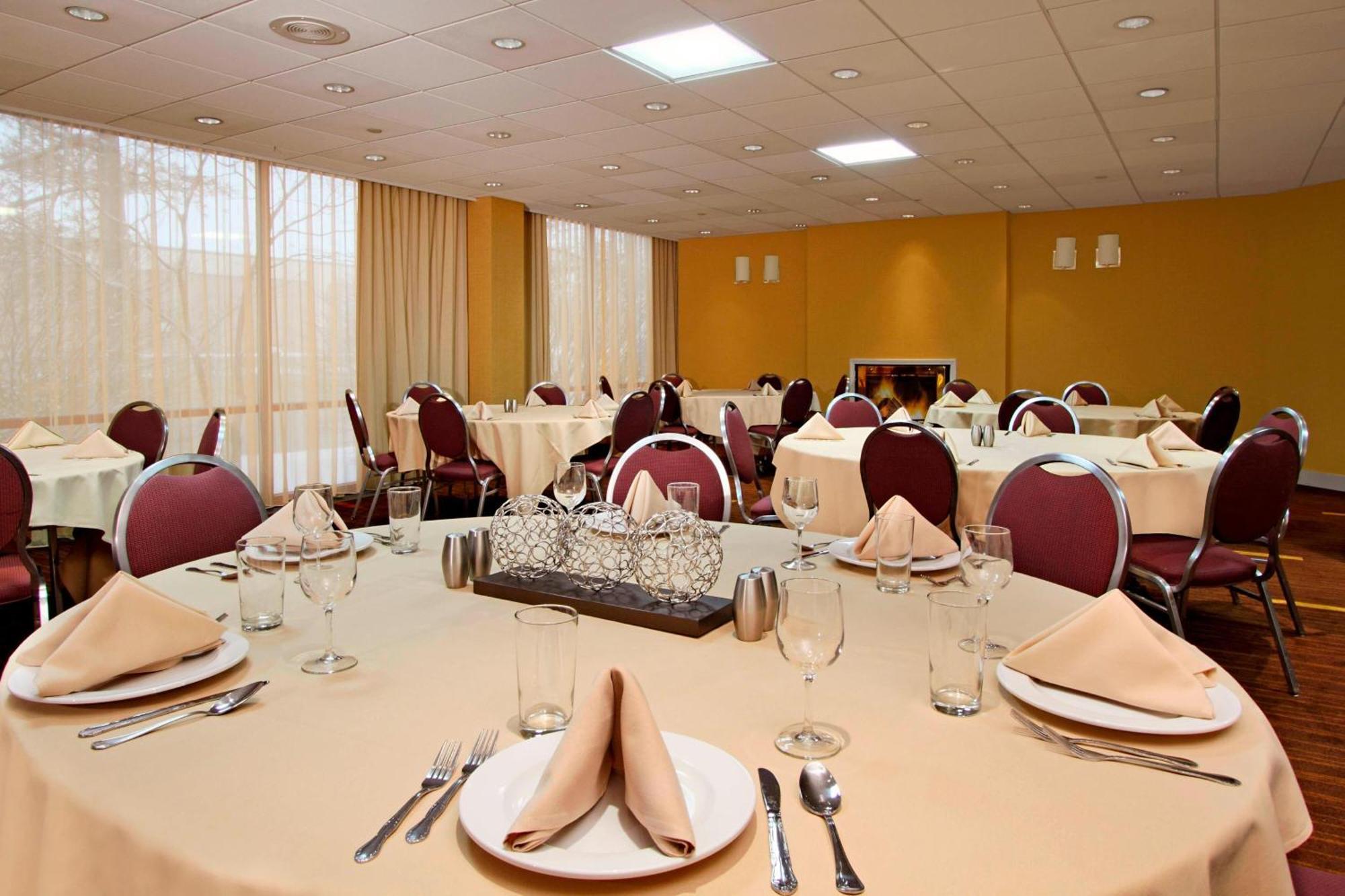 Courtyard By Marriott Lyndhurst/Meadowlands מראה חיצוני תמונה